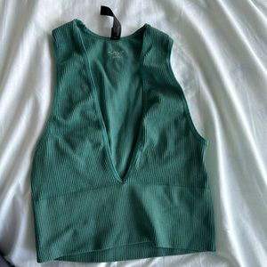 Urban Outfitters Out From Under Hailey Seamless Plunge Bra Top